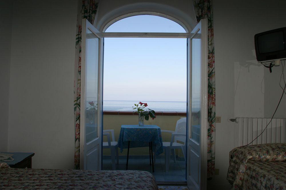 Hotel Terme Marina Lacco Ameno  Luaran gambar